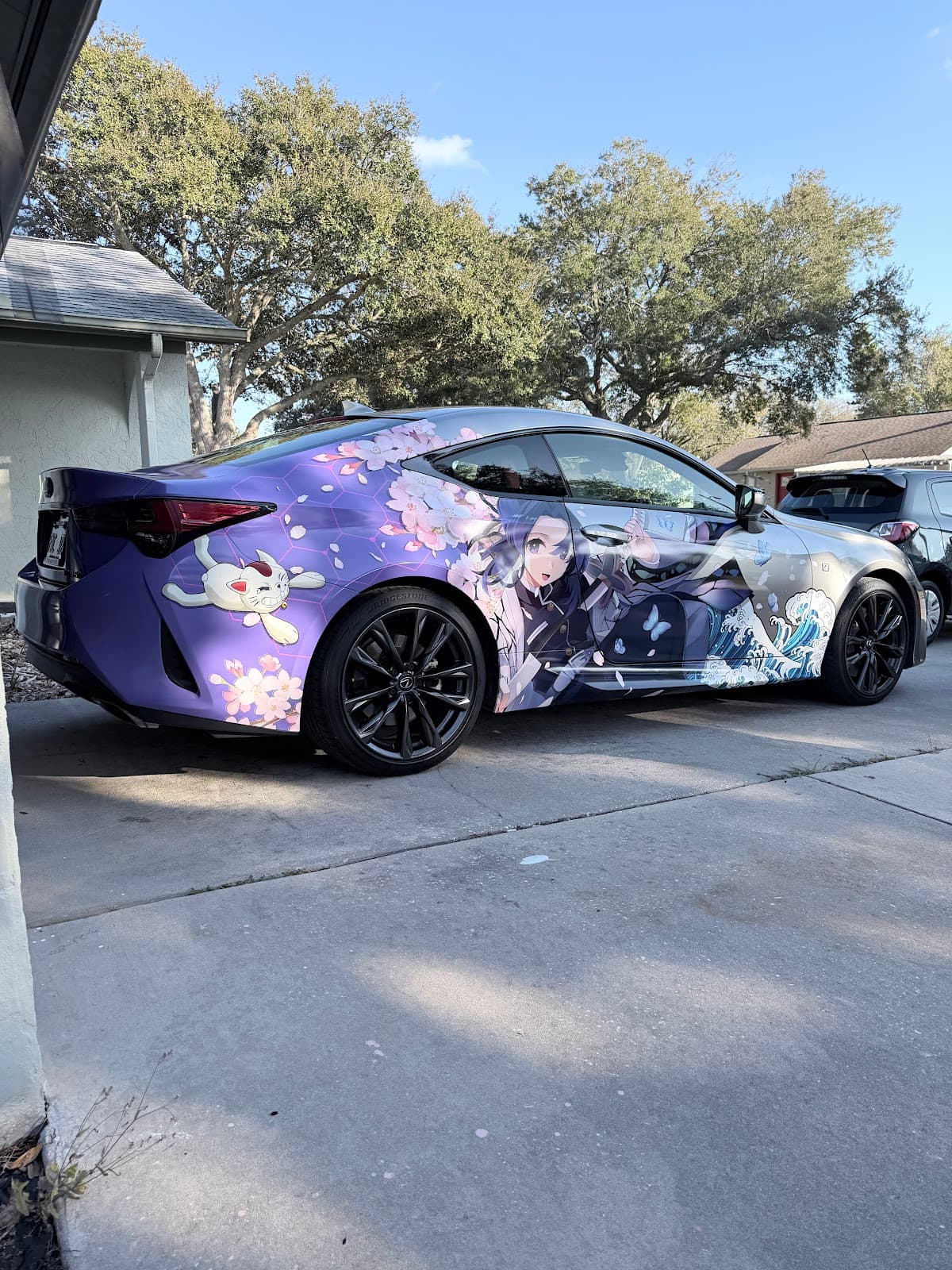 Detailed wrap panel close-up